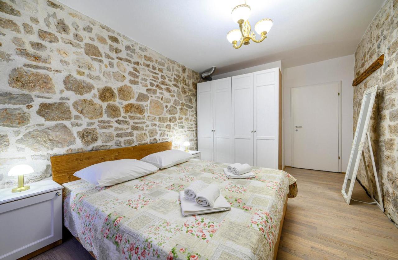 Apartments Festum Sibenik Exterior photo