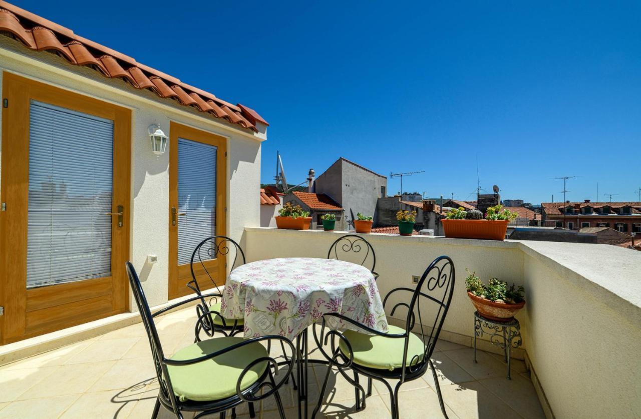 Apartments Festum Sibenik Exterior photo